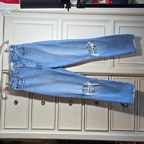 Abercrombie & Fitch Blue Distressed Women Jeans - Picture 2 of 10